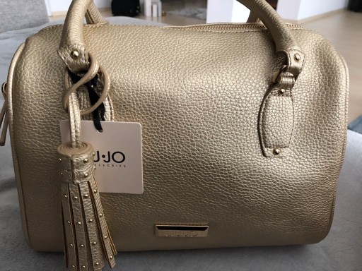 Zdjęcie oferty: Liu Jo  nowa torebka typu kuferek złota 