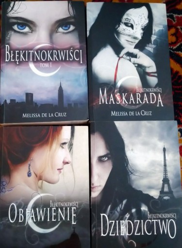 Zdjęcie oferty: Melissa de la Cruz Błękitnokrwiści tom 1-4