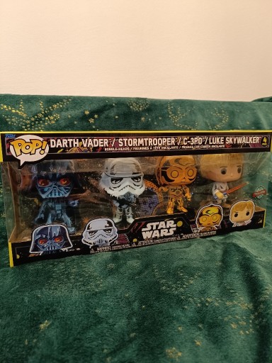 Zdjęcie oferty: Pop 4 Pack: Vader, Stormtrooper, C-3PO, Skywalker 