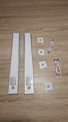 Zdjęcie oferty: Oświetlenie LED pod szafki GLUROO z czujnikiem ruchu i ściemnianiem
