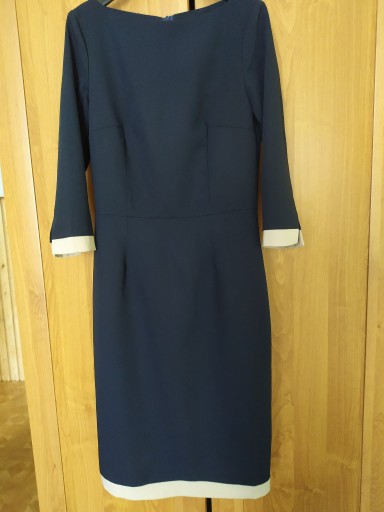 Zdjęcie oferty: Elegancka sukienka, biznesowa, na święta, r. 36
