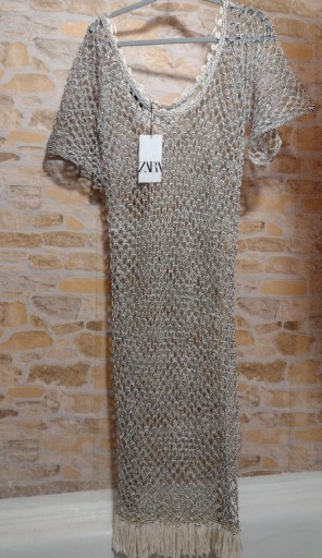 Zdjęcie oferty: (36/S) ZARA/Ażurowa sukienka ze srebrną nitką/NOWA