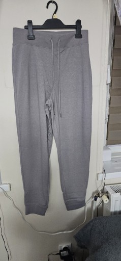 Zdjęcie oferty: Spodnie h&m dresowe rM