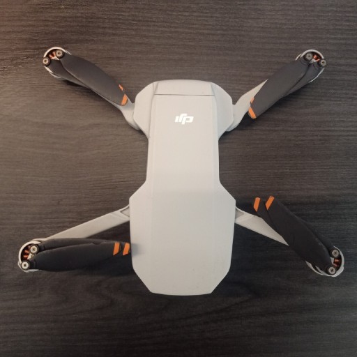 Zdjęcie oferty: Dron Dji Mini 2 Fly More Combo 