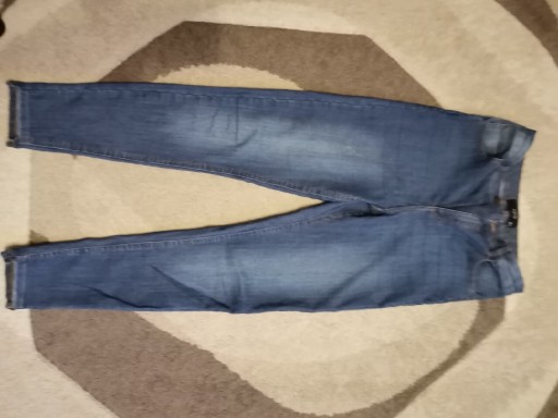 Zdjęcie oferty: Spodnie Reserved jeans rurki rozm. M