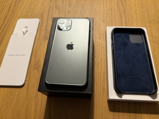 Zdjęcie oferty: Apple iPhone 11 Pro Midnight Green 64GB idealny