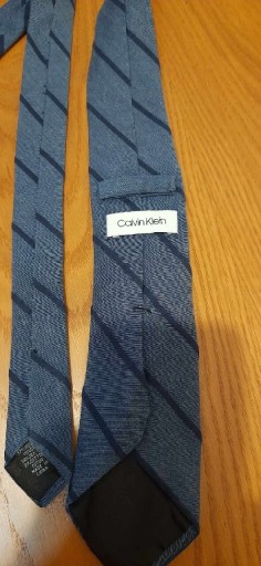 Zdjęcie oferty: Niebieski krawat Calvin Klein jedwab wiskoza bdb
