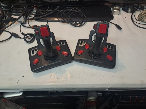 Zdjęcie oferty: Joystick QuickJoy V Superboard sv-125 amiga atari 