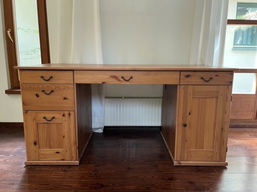 Zdjęcie oferty: Duże drewniane biurko 