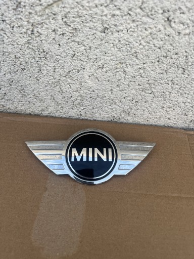 Zdjęcie oferty: Znaczek maski Mini F55 cooper one