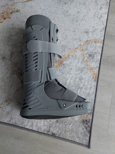 Zdjęcie oferty: AIR WALKING BOOT Orteza stopowo-goleniowa 