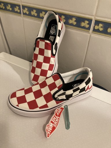 Zdjęcie oferty: Nowe z metką Vans slip-on 36,5