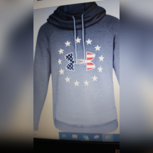 Zdjęcie oferty: Under armour bluza, czapka - nowe nieużywane z met