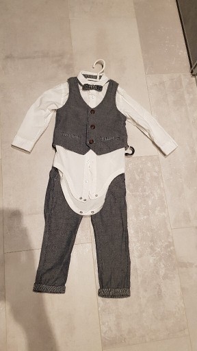 Zdjęcie oferty: Zestaw koszulobody spodnie muszka kamizelka 86