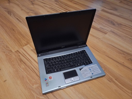 Zdjęcie oferty: Laptop Acer travelmate