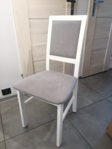 Zdjęcie oferty: Komplet 6 krzeseł białe tapicerowane