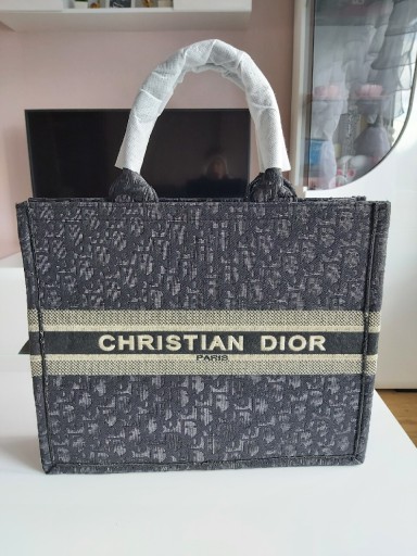 Zdjęcie oferty: Shopperka torebka Dior czarna 