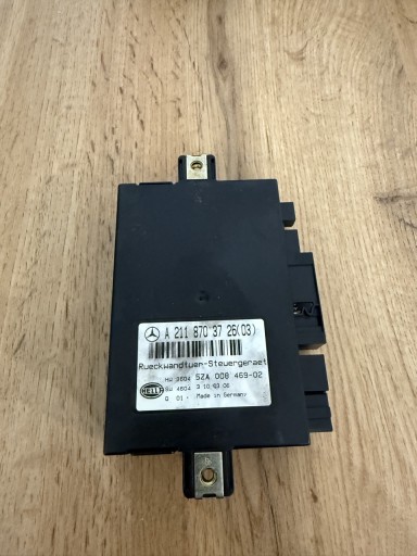 Zdjęcie oferty: MERCEDES W211 MODUŁ STEROWNIK KLAPY BAGAŻNIKA 2118703726