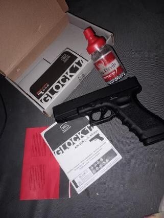 Zdjęcie oferty: GLOCK 17 CO2 4.5MM WIATRÓWKA 