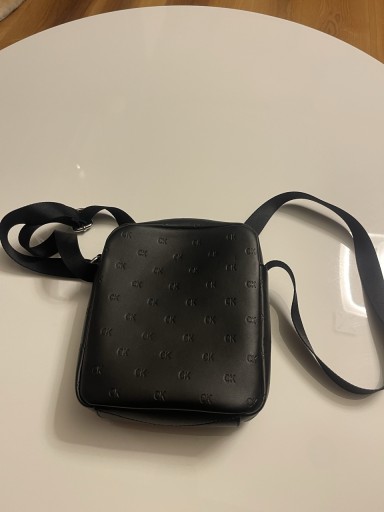 Zdjęcie oferty: Torebka na ramię/ Listonoszka Calvin Klein