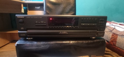 Zdjęcie oferty: Zmieniarka CD Technics SL-PD687