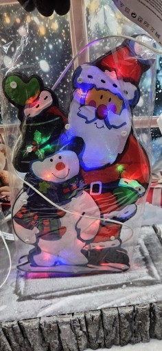 Zdjęcie oferty: WISZĄCA DEKORACJA ŚWIĄTECZNA NA OKNO MERRY BAŁWAN XXL 45 CM LAMPKI LED