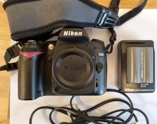 Zdjęcie oferty: Nikon D90 body + akcesoria