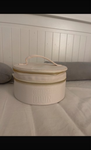 Zdjęcie oferty: Kosmetyczka z Jean Gaultier Divine