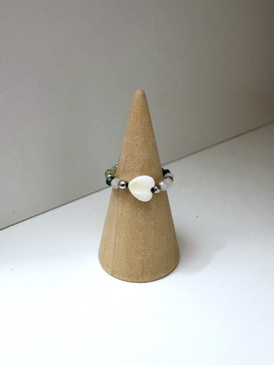 Zdjęcie oferty: Pierścionek handmade z amazonitem i sercem z masy perłowej