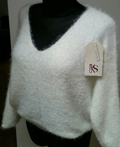 Zdjęcie oferty: Piękny sweterek bluzeczka. Mega milusia!!!
