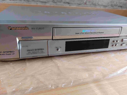 Zdjęcie oferty: Panasonic NV-FJ600, HI-FI Stereo, 6 head, Super LP