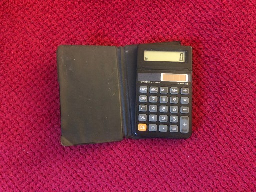 Zdjęcie oferty: kalkulator CITIZEN z etui
