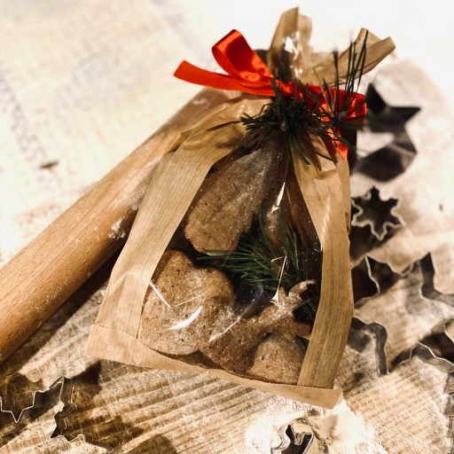 Zdjęcie oferty: Pierniczki pierniki świąteczne orkiszowe ciastka