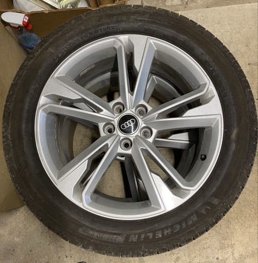 Zdjęcie oferty: Komplet kół letnich Audi Q3 F3 19” 235/50 R19 Michelin 7 i 8mm