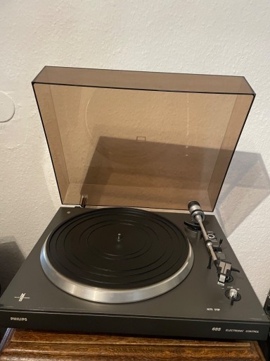 Zdjęcie oferty: PHILIPS 685 GRAMOFON 