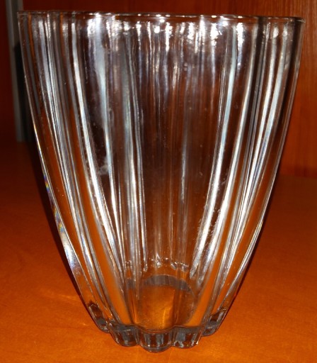Zdjęcie oferty: Szklany, przeźroczysty wazon 