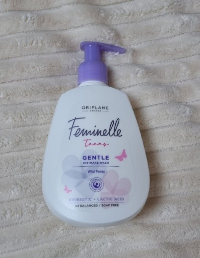 Zdjęcie oferty: Oriflame Feminelle płyn do higieny intymnej 300 ml