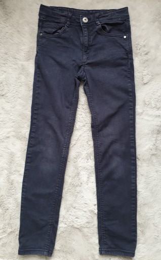 Zdjęcie oferty: granatowe dżinsy spodnie 140 Tape a l'oeil 