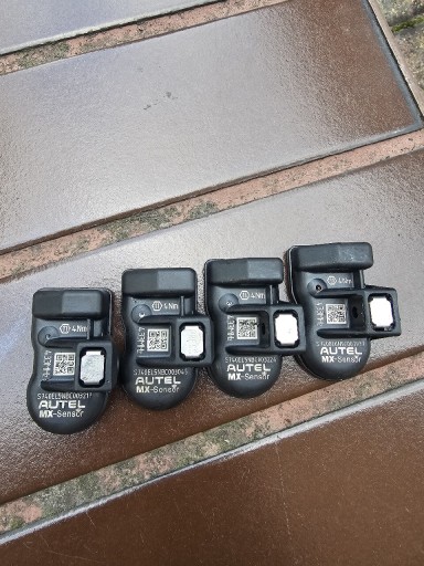 Zdjęcie oferty: Programowalny czujnik ciśnienia opon koła TPMS AUTEL MX-Sensor 434 MHz