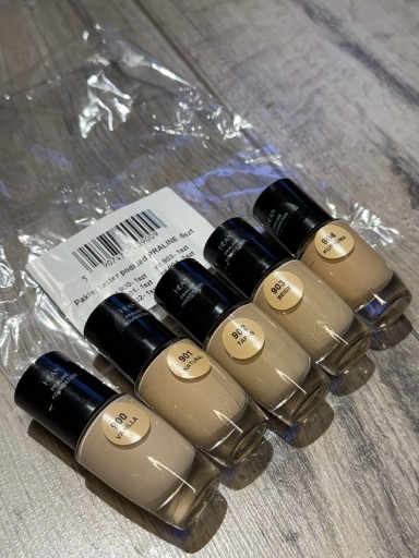 Zdjęcie oferty: Podkład nawilżająco przeciwzmarszczkowy