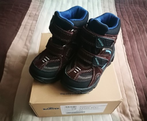 Zdjęcie oferty: Nowe buty Bartek r. 22