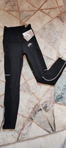 Zdjęcie oferty: Getry legginsy spodnie sportowe Nike r xs 34 