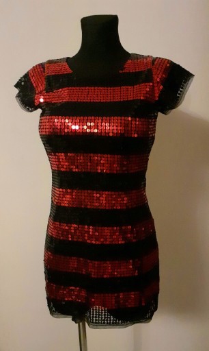 Zdjęcie oferty: Sukienka z cekinami czerwona XS 34 Marks&Spencer