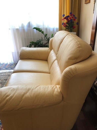 Zdjęcie oferty: Sofa Skórzana kolor żółty