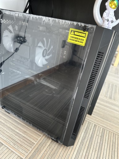 Zdjęcie oferty: Komputer gamingowy RTX 3060ti ryzen 7 32gb 