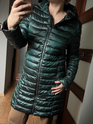 Zdjęcie oferty: Zielony płaszcz pikowany kaptur zipy Amisu L