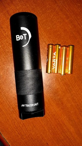 Zdjęcie oferty: Tracer B&T naświetlacz kulek ASG + nowe baterie