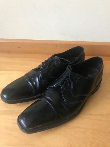 Zdjęcie oferty: Eleganckie buty meskie Loake rozm 46 11 bitcoin