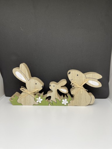 Zdjęcie oferty: Rodzina zajączków drewniana dekoracja Wielkanoc