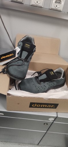 Zdjęcie oferty: Buty robocze demar Alter 42